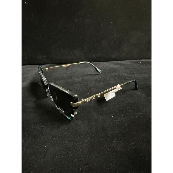 Bebe Women’s Cat-Eye Sunglasses – Black & Teal – 100% UV Protection (NWT)